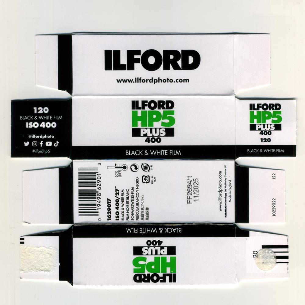 Ilford HP5 Plus 120 film_box_outside