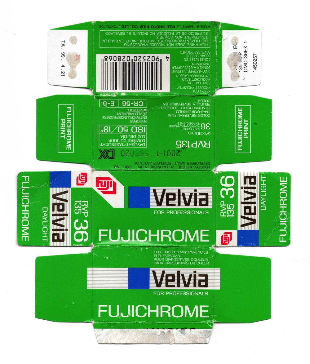 Fujifilm Velvia 35mm film_box_outside