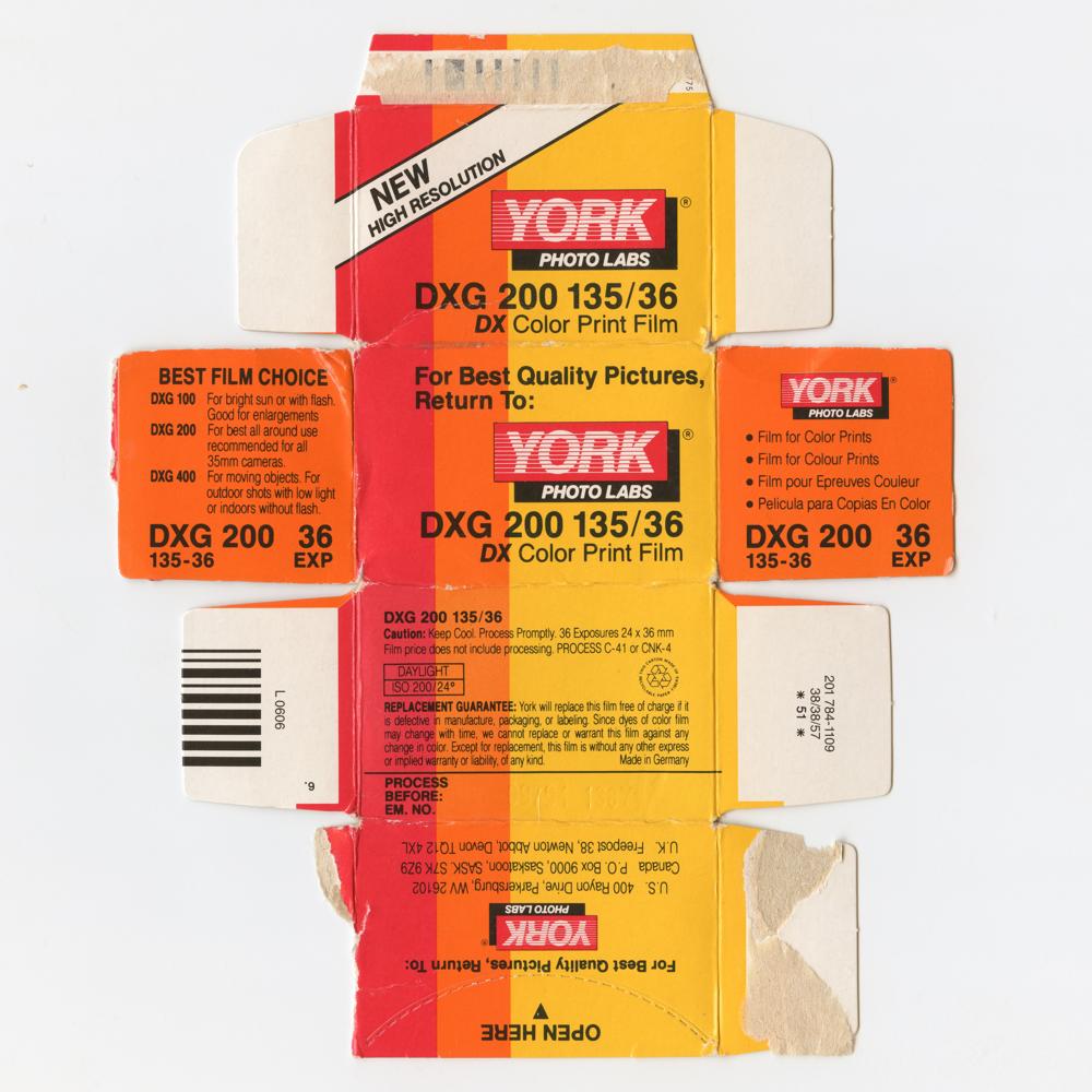 York Photo Labs DXG 200 35mm film_box_outside
