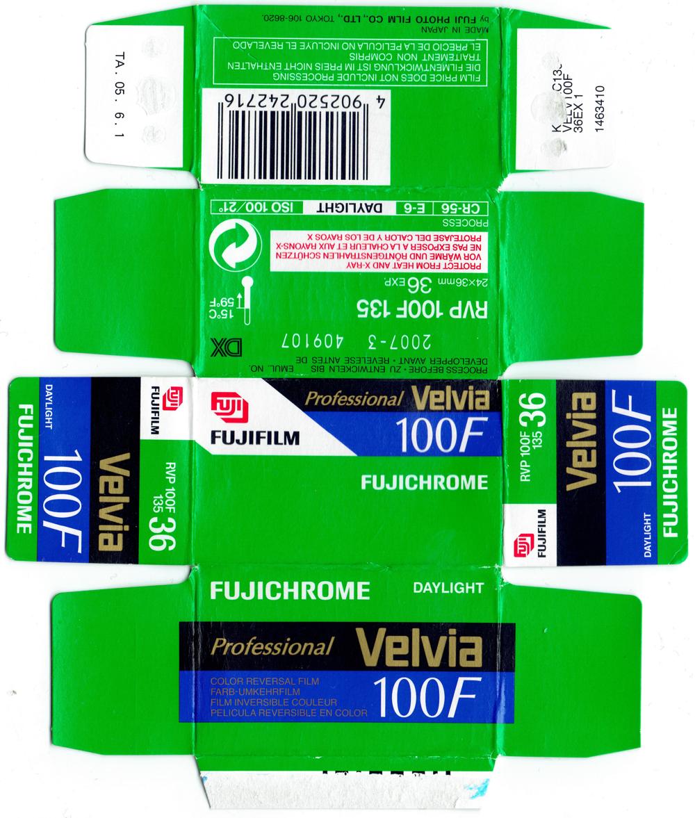 Fujifilm Velvia 100F 35mm film_box_outside
