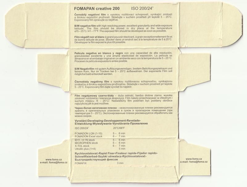 Foma Fomapan 120 film box inside