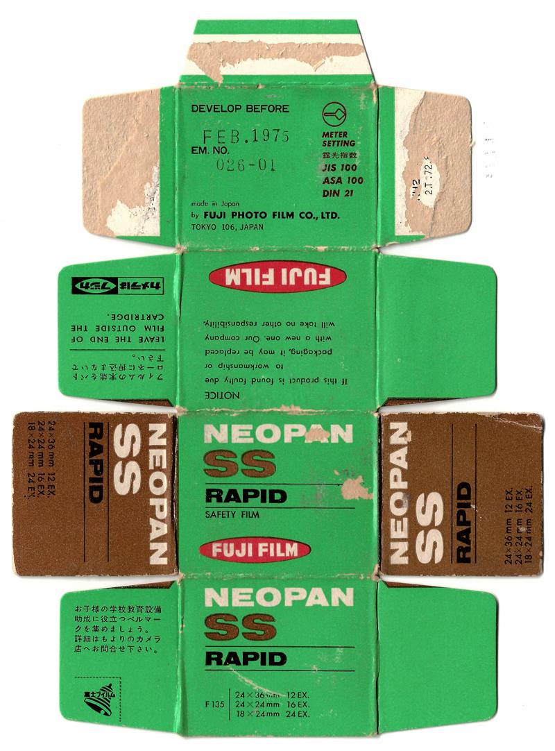 Fujifilm Neopan SS Rapid 35mm film box outside