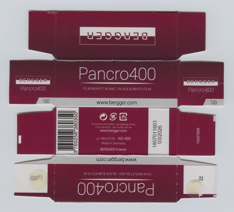 Bergger Pancro400 120 film box outside