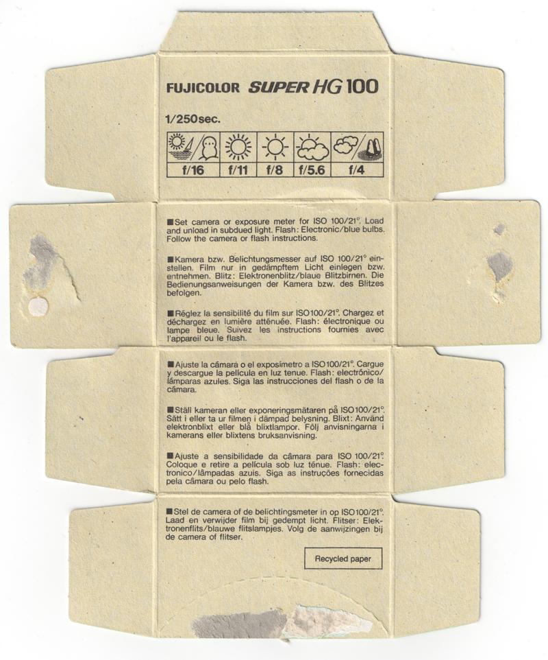 Fujifilm Fujicolor SuperHG 35mm film box inside