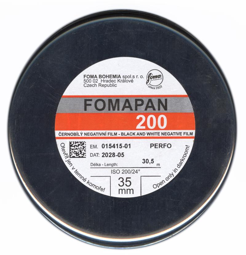 Foma Fomapan 35mm film box outside