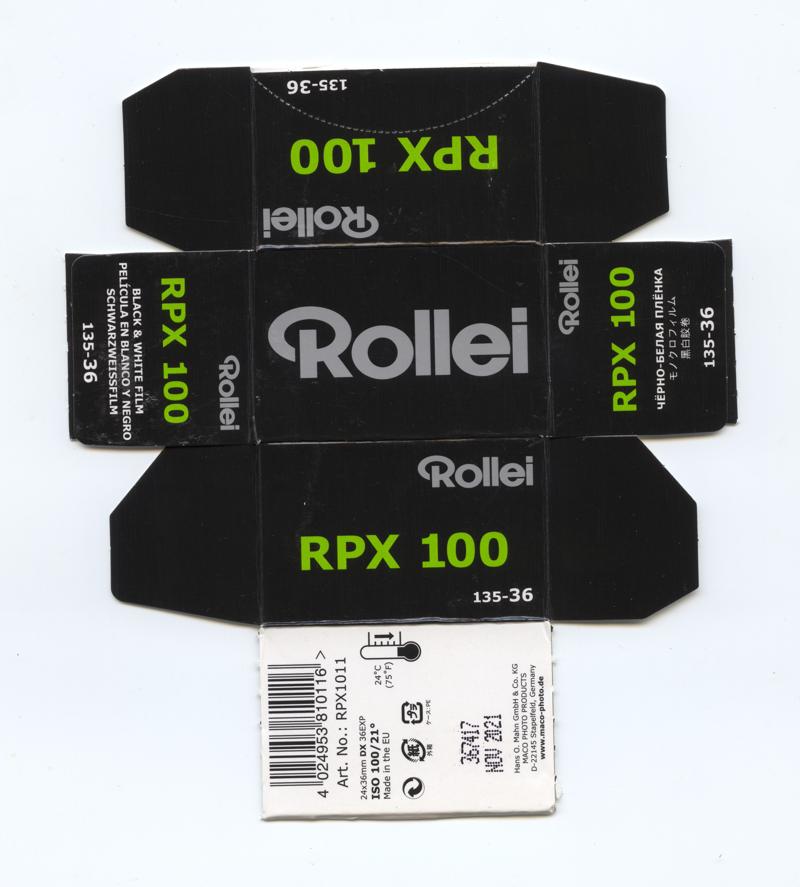 Rollei RPX 100 35mm film box outside