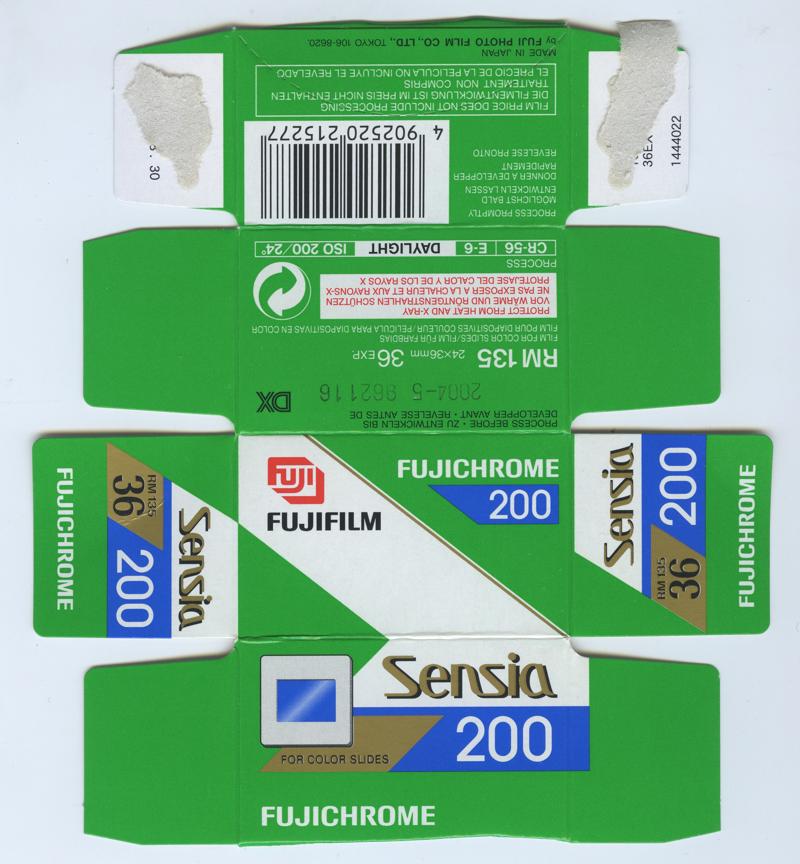 Fujifilm Fujichrome Sensia 200 35mm film box outside