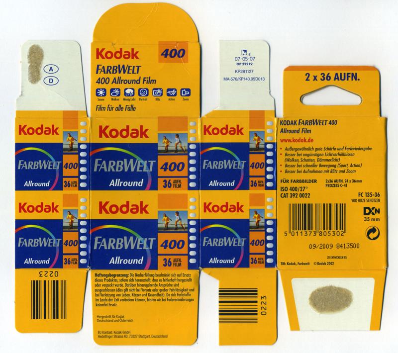 Kodak FarbWelt 400 35mm film box outside