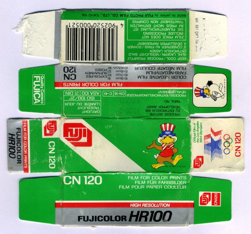 Fujifilm Fujicolor HR100 120 film box outside