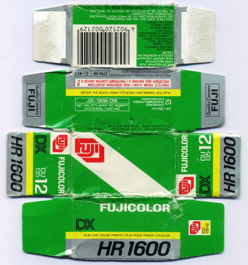 Fujifilm Fujicolor HR 1600 35mm film box outside