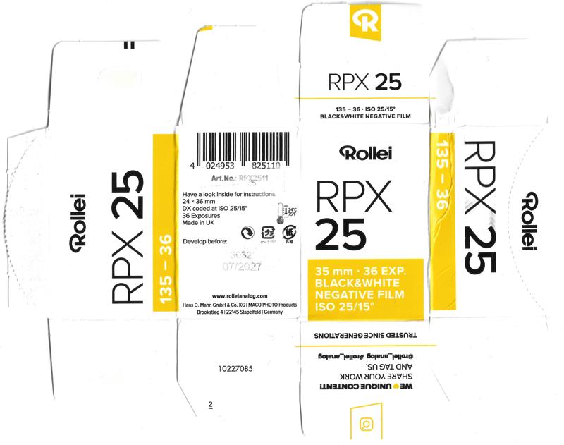 Rollei RPX 25 35mm film box outside