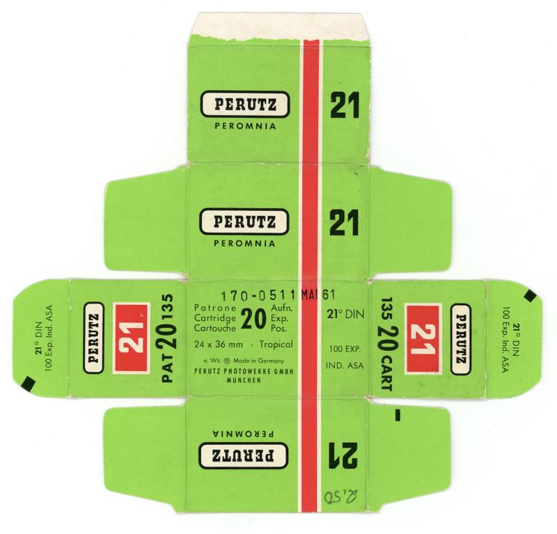 Perutz Peromnia 21 35mm film box outside