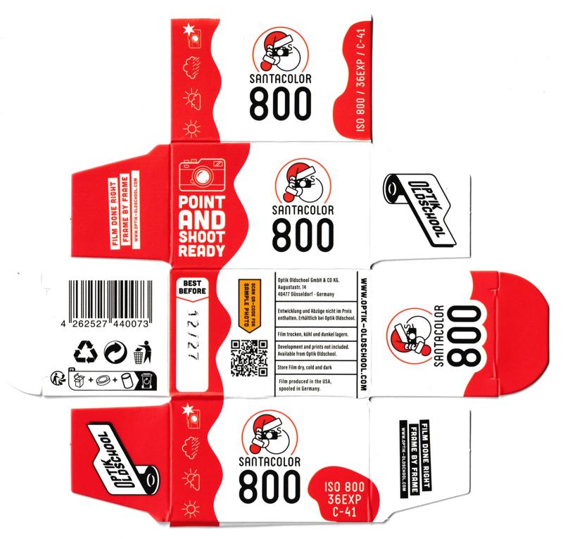 Optik Oldschool SantaColor 35mm film box outside