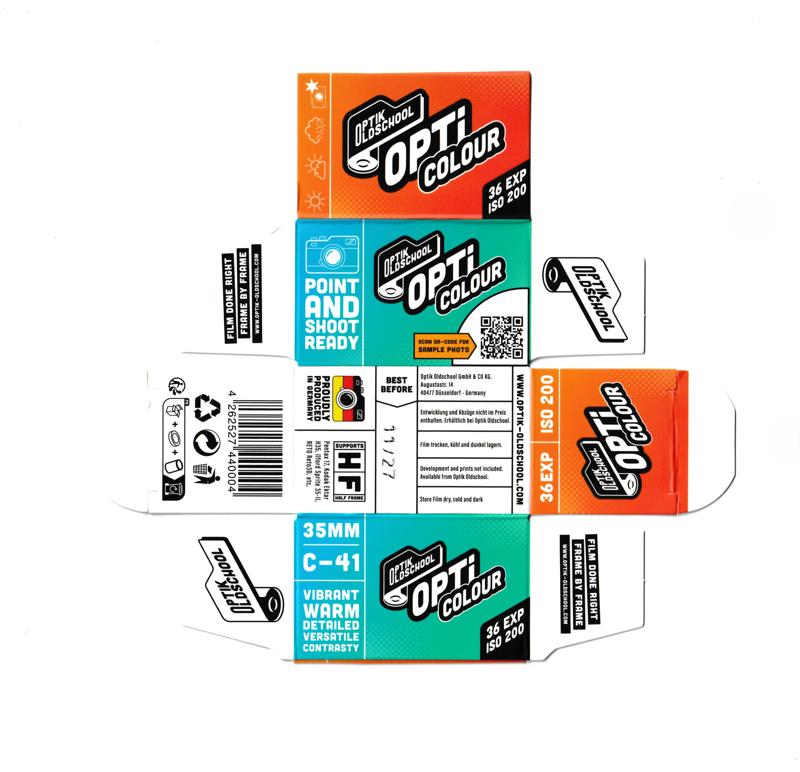 Optik Oldschool OptiColour 200 35mm film box outside