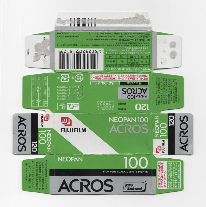Fujifilm Neopan Acros 100 II 120 film box outside