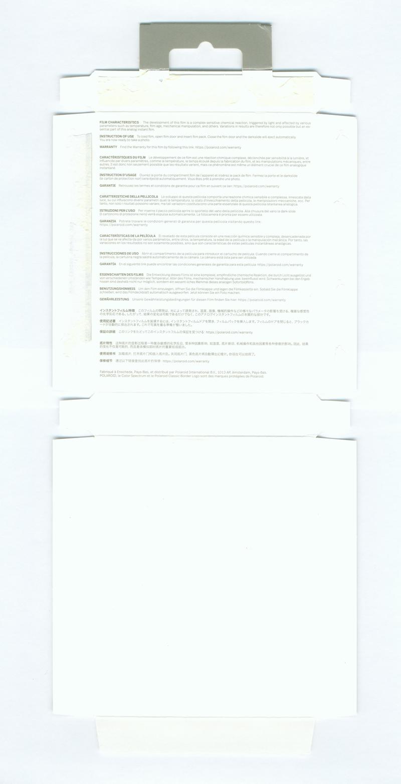 Polaroid B&W i-Type Film Integral Film film box inside