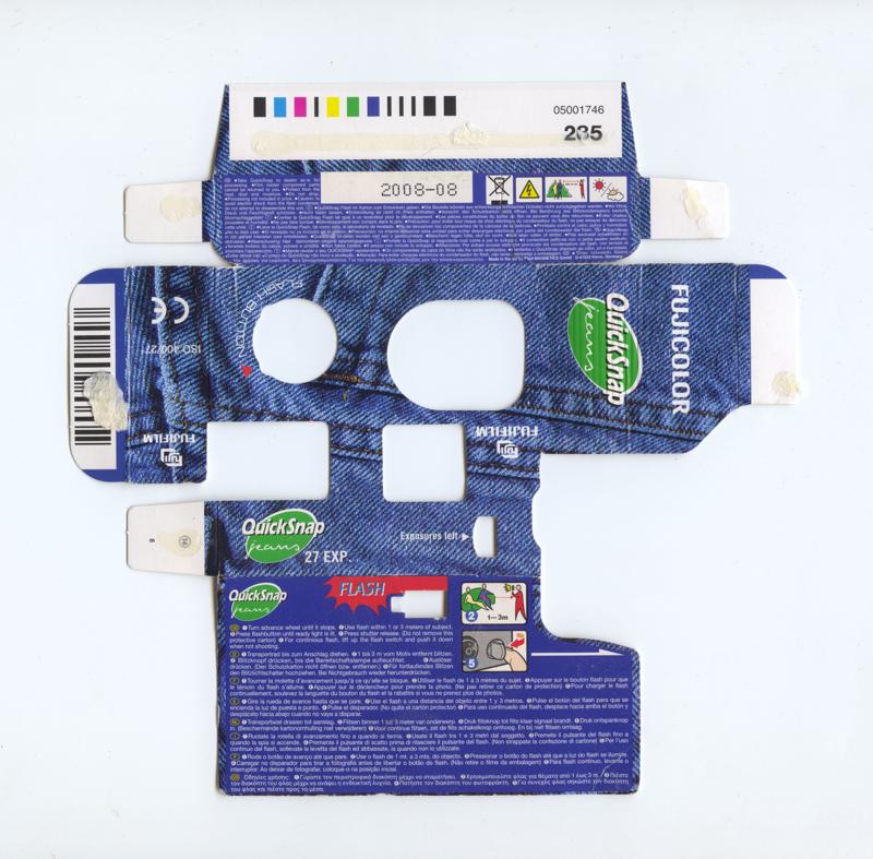 Fujifilm Fujicolor QuickSnap Jeans Disposable Camera film box outside