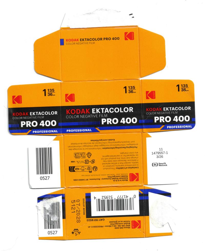 Kodak Ektacolor Pro 400 35mm film box outside