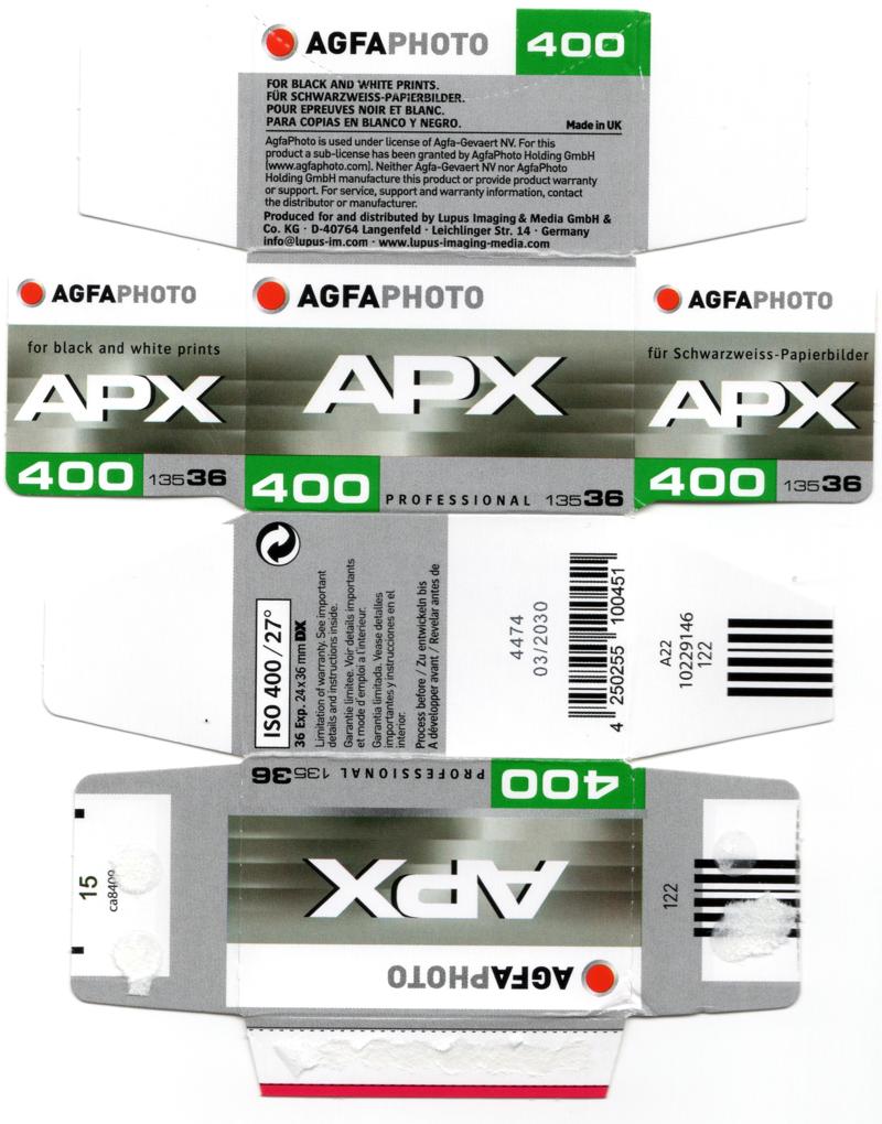 Agfa APX 400 35mm film box outside